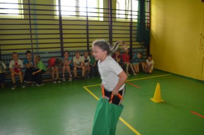 turniej_sprawnosciowy_klas_mlo_7.jpg